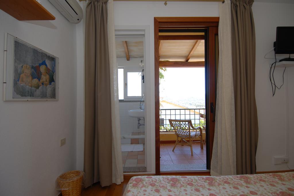 La Chicca Di Francesca Bed and Breakfast Santa Teresa Gallura Eksteriør billede