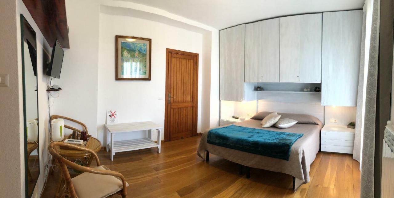 La Chicca Di Francesca Bed and Breakfast Santa Teresa Gallura Eksteriør billede