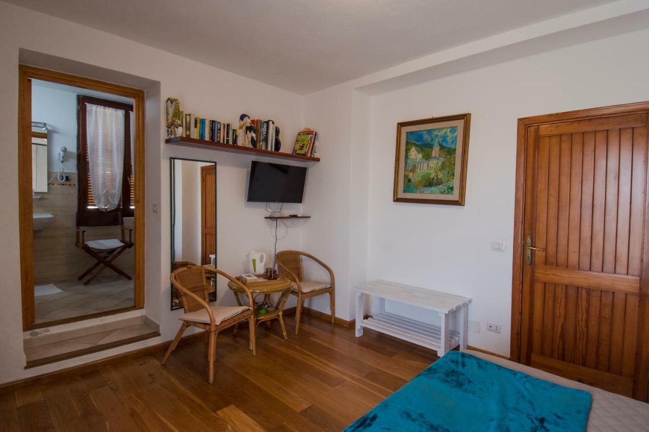 La Chicca Di Francesca Bed and Breakfast Santa Teresa Gallura Eksteriør billede